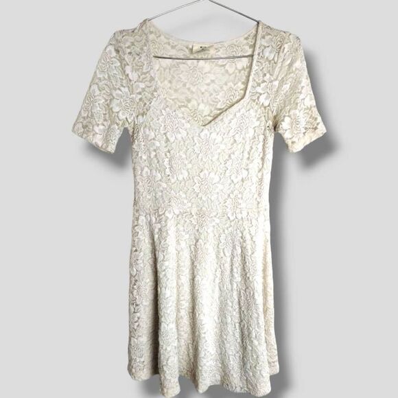 Pins & Needles‎ Womens Dress Sz Medium Off White Stretchy Lace VNeck Formal - Picture 1 of 15